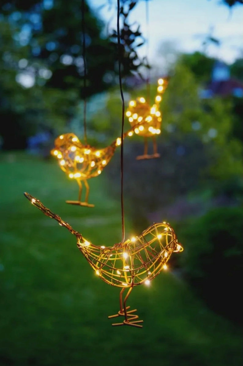 Hanging Robin Ornament with Warm White LEDs indoor/outdoor